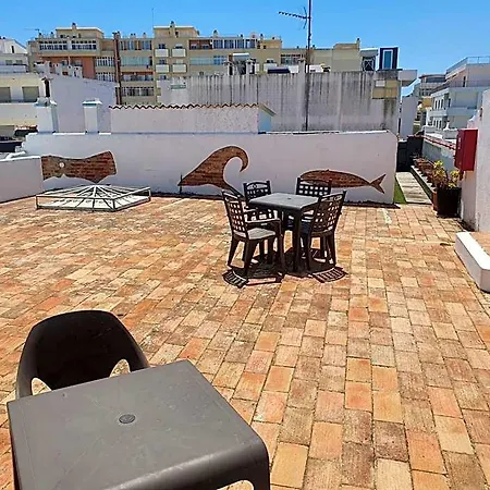 אכסניה Baixa Terrace