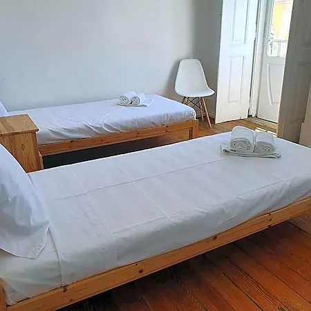 Hostal Baixa Terrace *