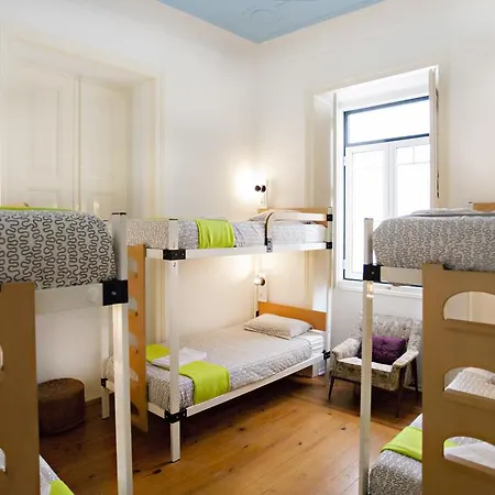 Hostel Baixa Terrace